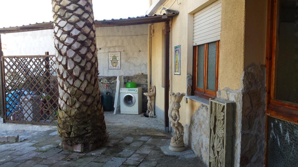Casa Michele Lägenhet Pau Exteriör bild